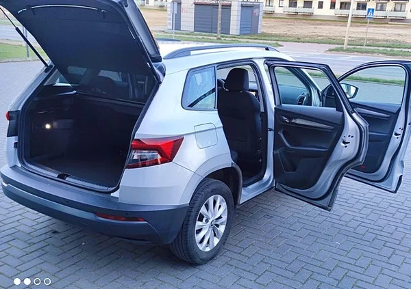 Skoda Karoq cena 77900 przebieg: 125000, rok produkcji 2018 z Płock małe 781